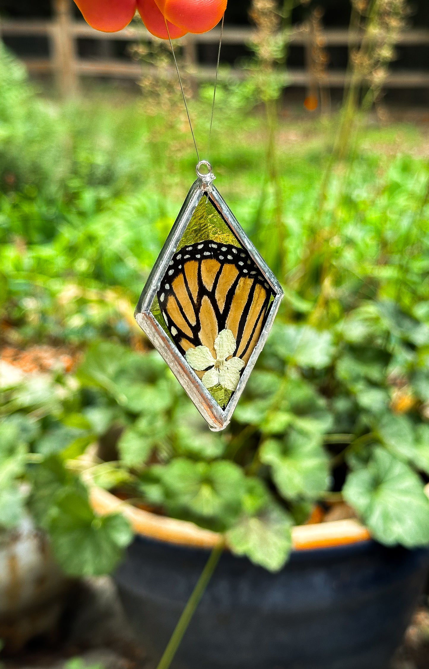 Monarch and hydrangea ornament